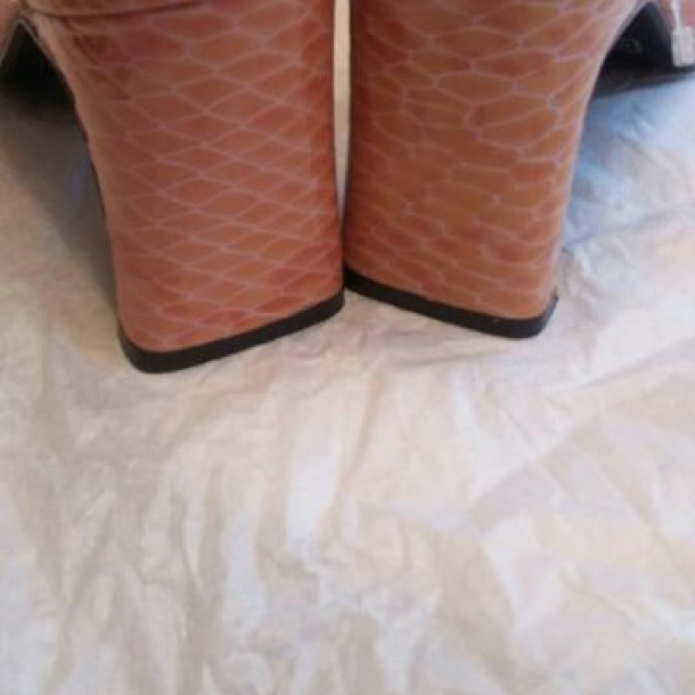 JUST REDUCED!!!! Bellini Pink Sling Backs - Picture 9 of 13